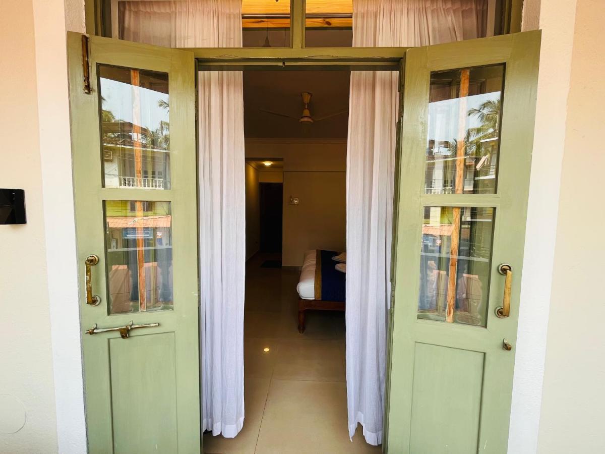 Nagas Hotel Satyavati Морджим Екстериор снимка